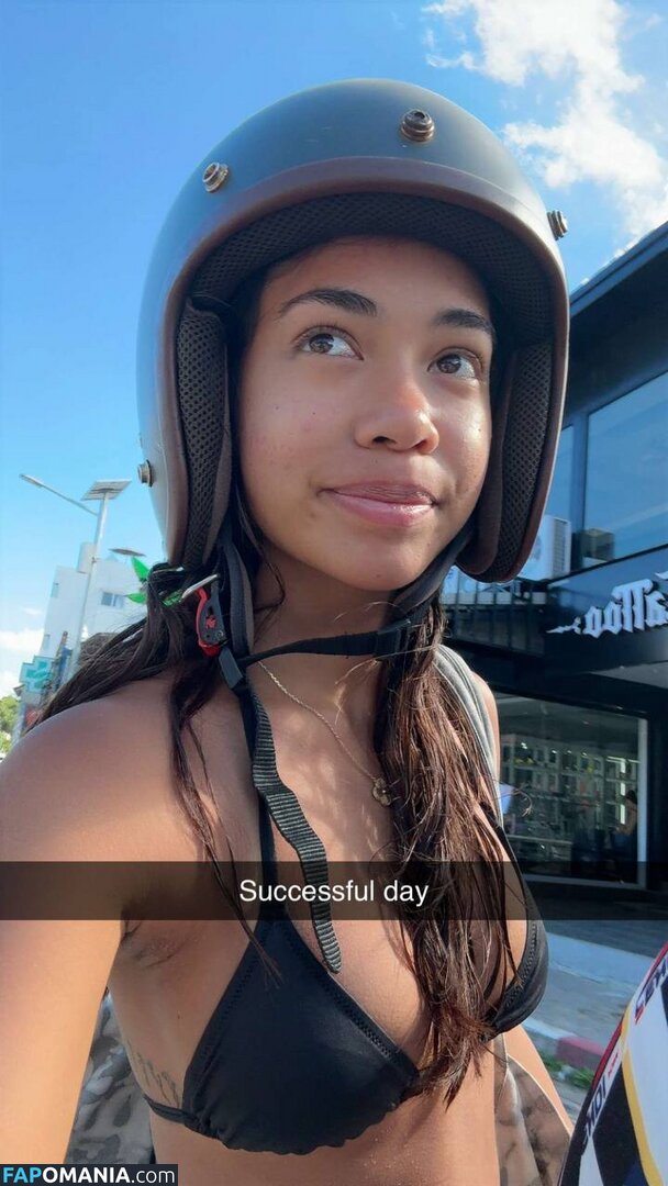 aimeehofficial / aimeejaihall Nu OnlyFans  Foto vazada #10