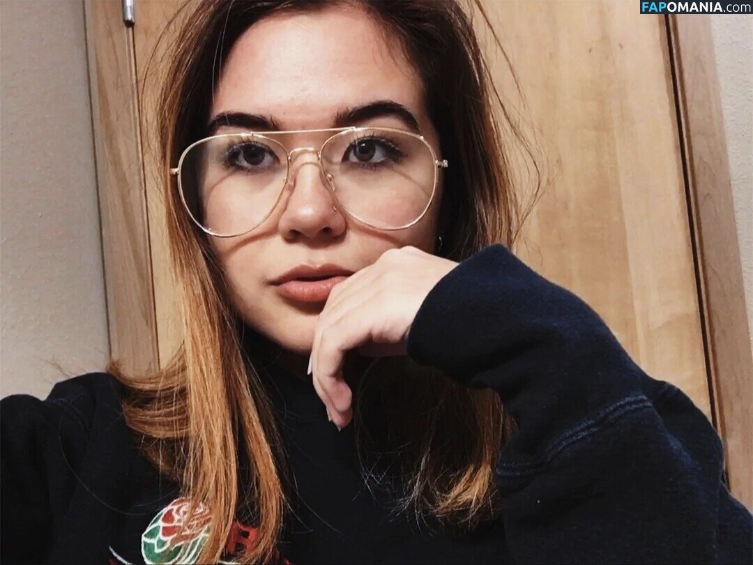 Alana Misako / alana.lister / alanamisako Nu OnlyFans  Foto vazada #17