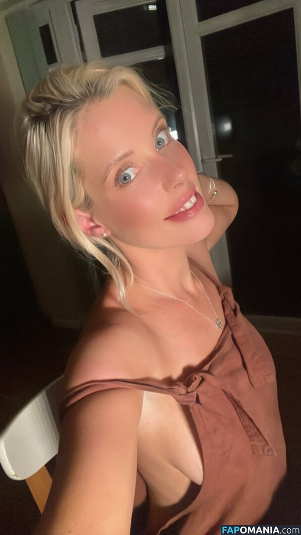 Alara Beckham / alara_beckham / alarabeckham Nu OnlyFans  Foto vazada #3