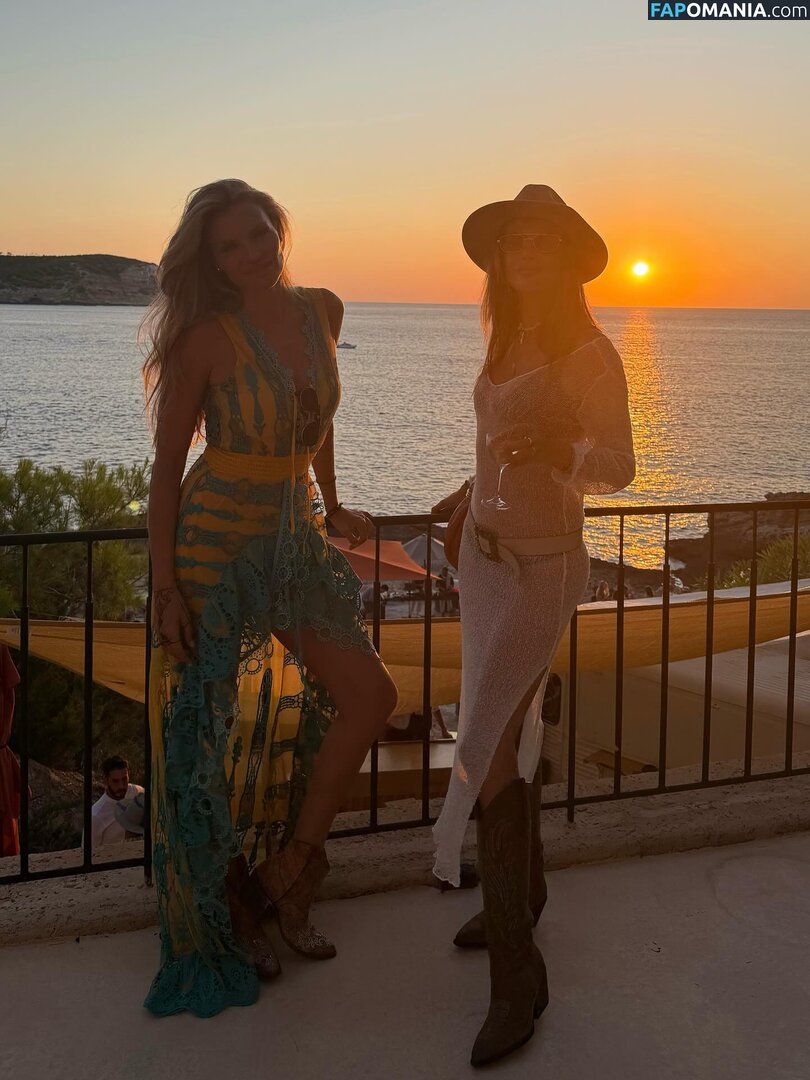 Alessandra / Alessandra Ambrosio / aleambrosio / alelovesanja / alessandraambrosio / https: Nu OnlyFans  Foto vazada #1526