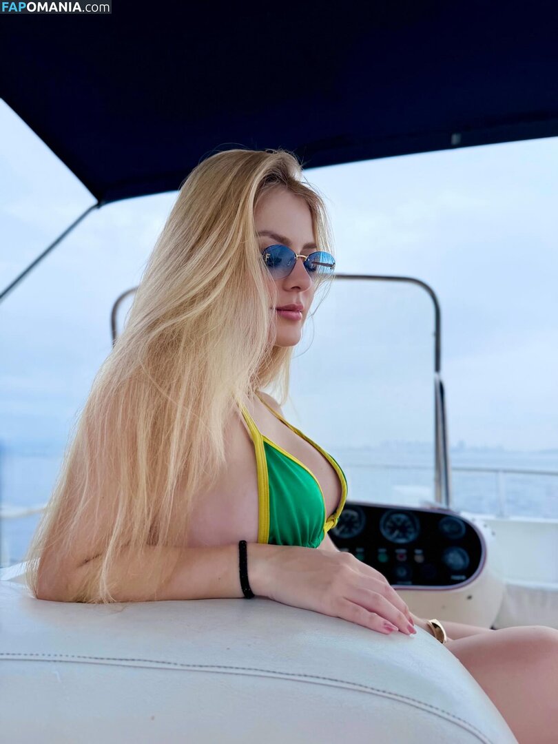 Alessandravieira / alessvieira Nu OnlyFans  Foto vazada #2