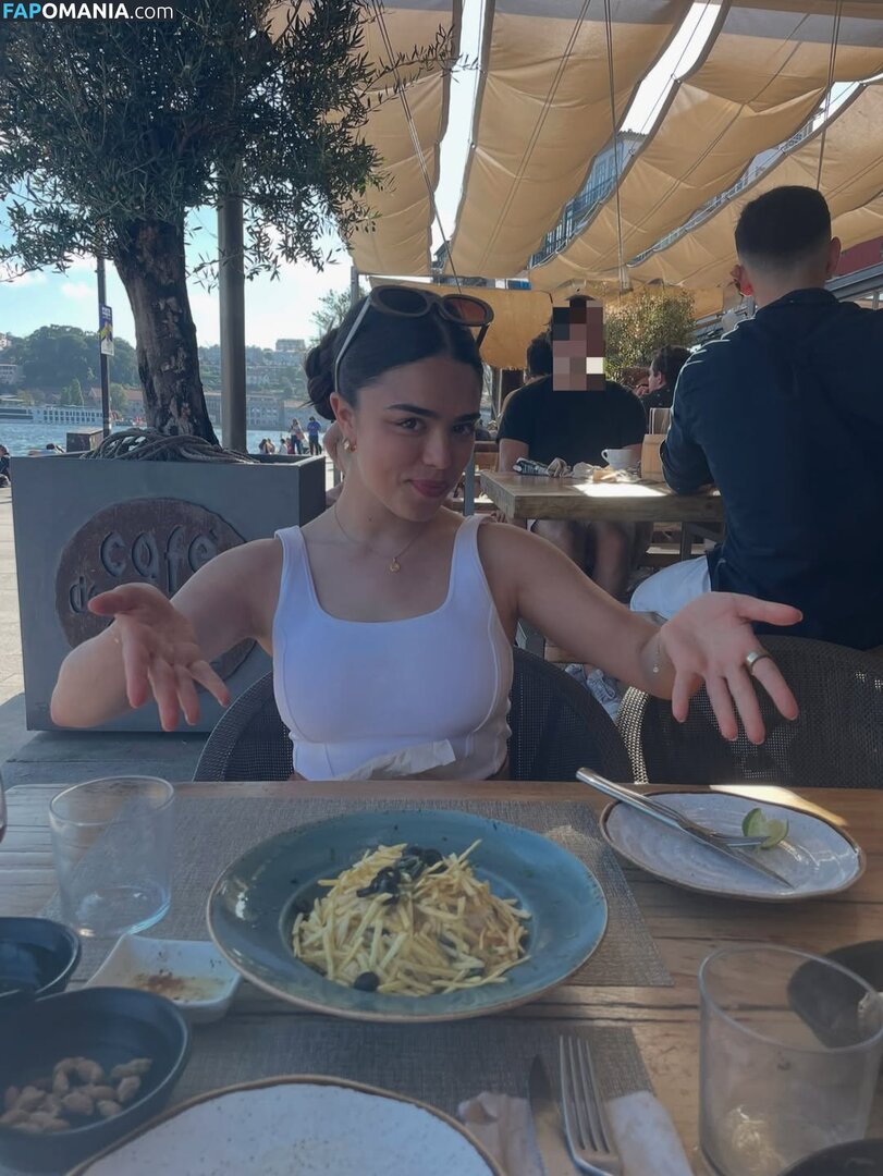 Alexandra Chaves / alexandrachaves Nu OnlyFans  Foto vazada #1