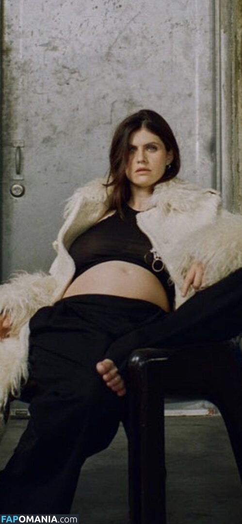 Alexandra Daddario / alexandradaddario Nu OnlyFans  Foto vazada #2009
