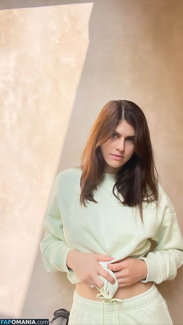 Alexandra Daddario / alexandradaddario Nu OnlyFans  Foto vazada #2064