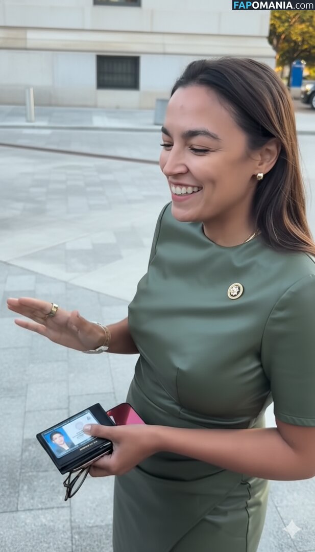 AOC / Alexandria Ocasio-Cortez Nu OnlyFans  Foto vazada #173