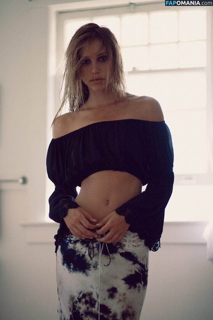 Alexis Ren / alexisren / alexisreng / alexxissren Nu OnlyFans  Foto vazada #929