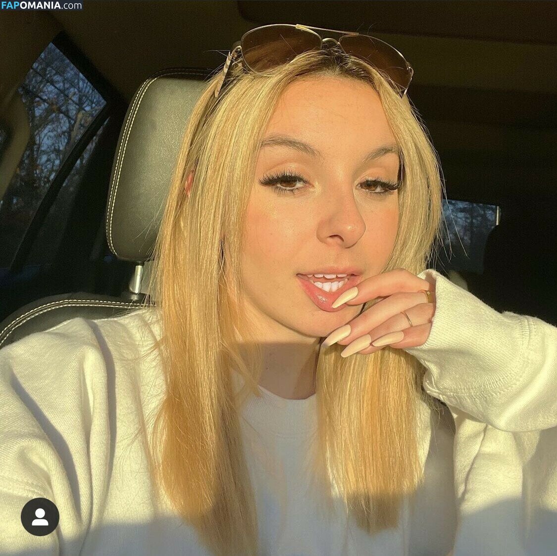 Alexis Simmons / starbabe00 Nu OnlyFans  Foto vazada #1