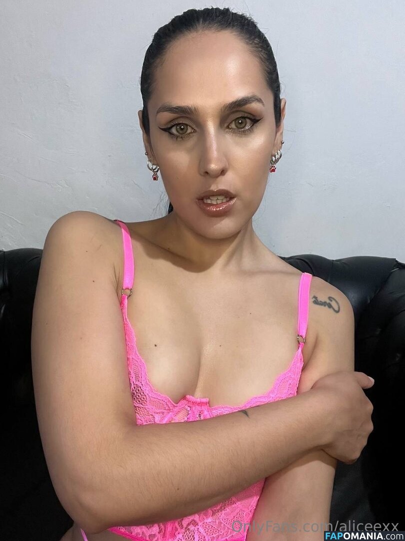 alceegee / ali.cee Nu OnlyFans  Foto vazada #4