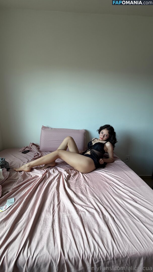 Alicatcua / Alicatcua_ Nu OnlyFans  Foto vazada #8