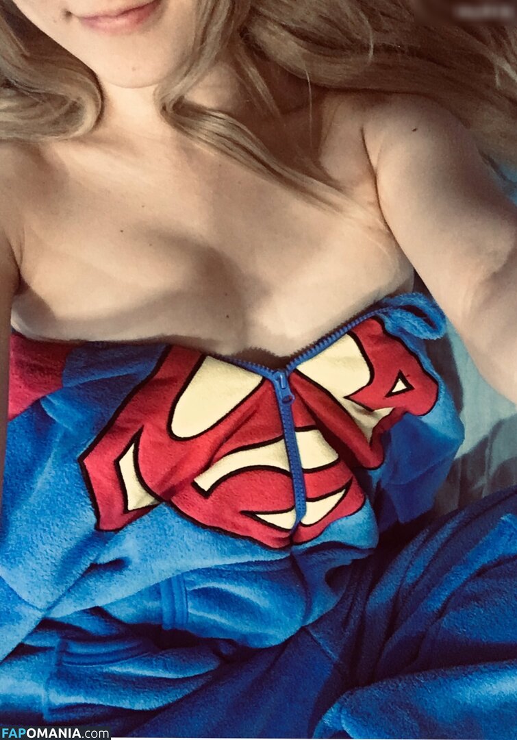 alice_kosmos / alicekosmos / alicekosmos_official Nu OnlyFans  Foto vazada #13