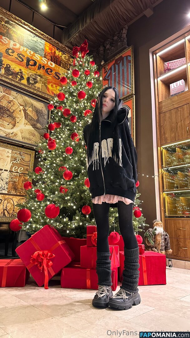 alice_mul / l_amulette Nu OnlyFans  Foto vazada #11