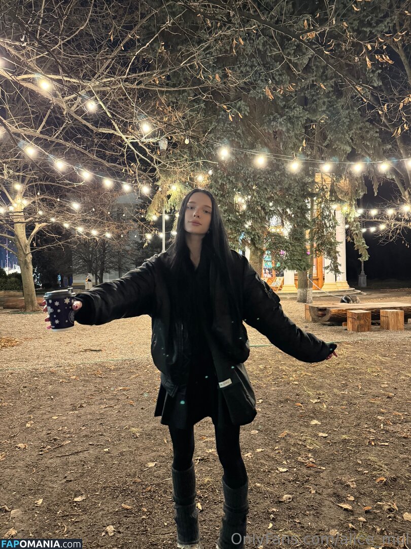 alice_mul / l_amulette Nu OnlyFans  Foto vazada #19