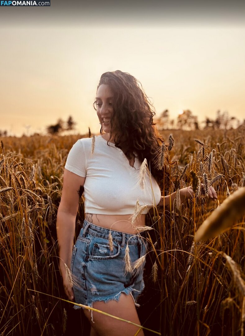 aliimp_mixed_media / aliimperiale Nu OnlyFans  Foto vazada #1