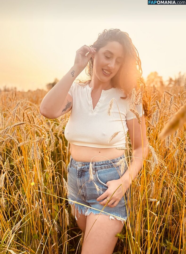 aliimp_mixed_media / aliimperiale Nu OnlyFans  Foto vazada #2