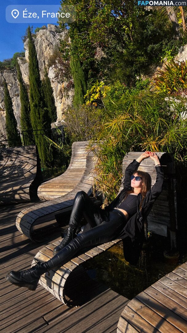 Alina Rin / alinarin / alinarinrin / arinushika Nu OnlyFans  Foto vazada #2