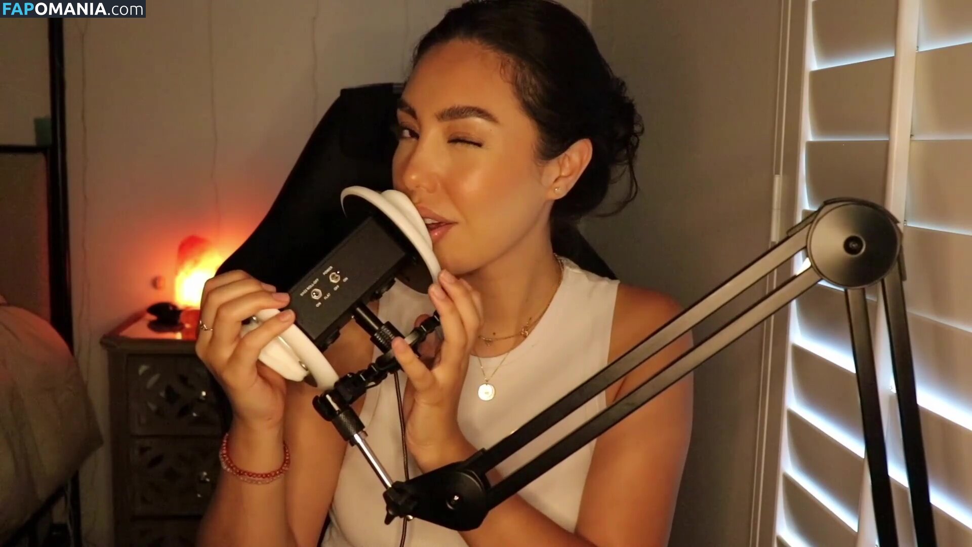 All Bella / AllBellaASMR Nu OnlyFans  Foto vazada #2