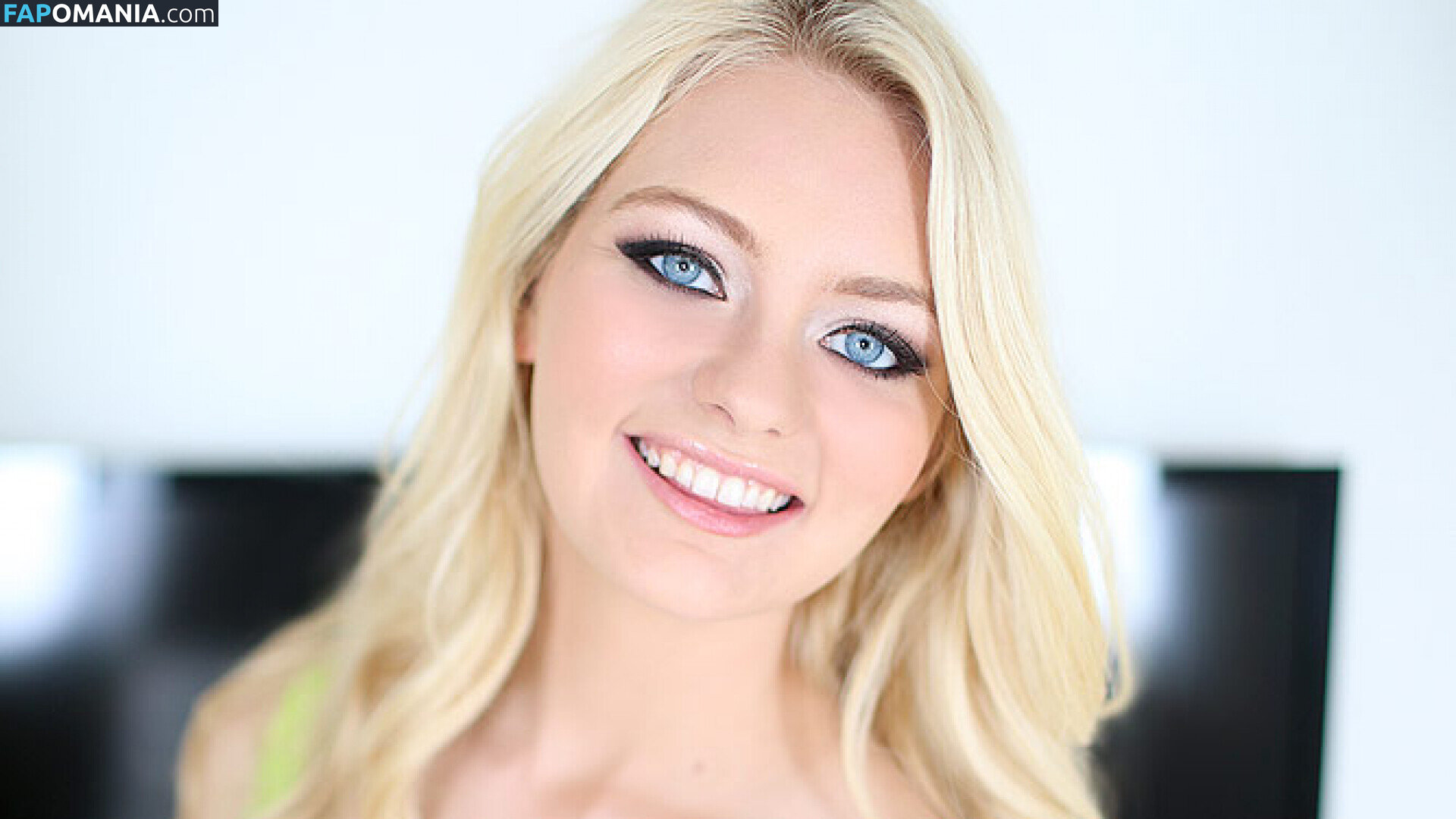 Alli Rae / Allie Rae / allirae / theallierae Nu OnlyFans  Foto vazada #1