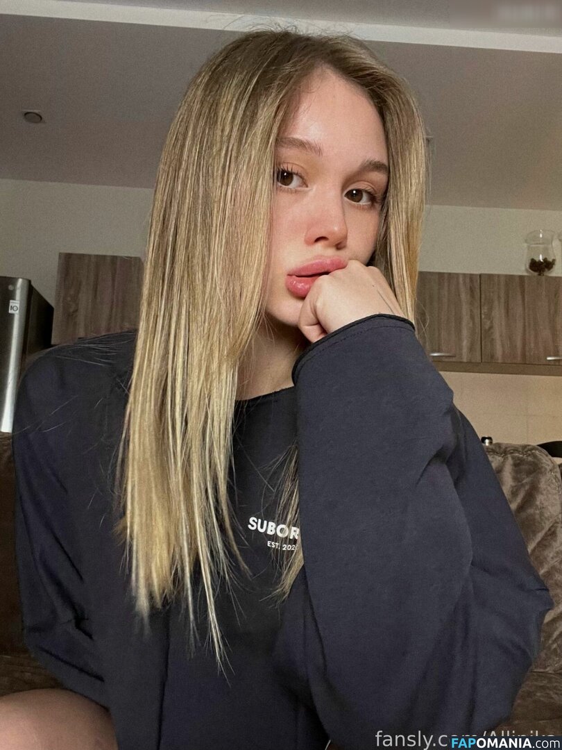 allinika / theallinika Nu OnlyFans  Foto vazada #132