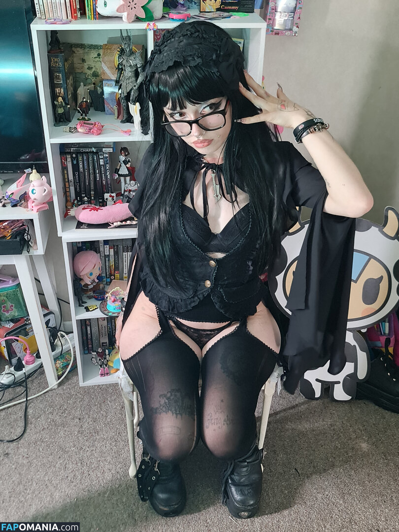 +:｡.ruby ʚ ♡ ɞ ⋆ ✧.｡ / allmyheartbear / myarykerx / usakumyawhore / usakyumawhore Nu OnlyFans  Foto vazada #5