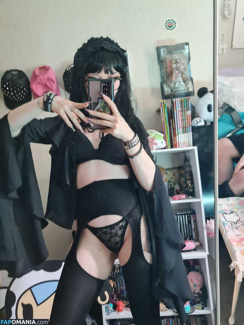 +:｡.ruby ʚ ♡ ɞ ⋆ ✧.｡ / allmyheartbear / myarykerx / usakumyawhore / usakyumawhore Nu OnlyFans  Foto vazada #12
