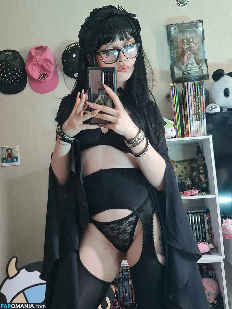+:｡.ruby ʚ ♡ ɞ ⋆ ✧.｡ / allmyheartbear / myarykerx / usakumyawhore / usakyumawhore Nu OnlyFans  Foto vazada #13
