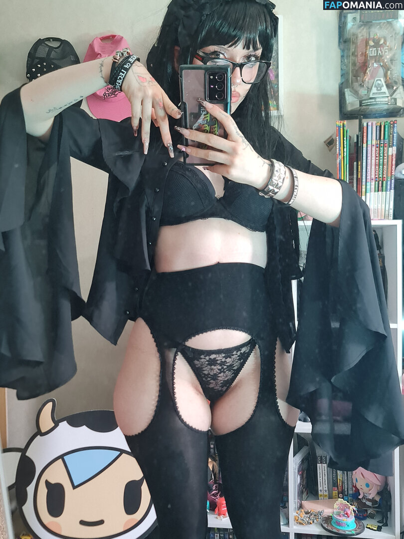 +:｡.ruby ʚ ♡ ɞ ⋆ ✧.｡ / allmyheartbear / myarykerx / usakumyawhore / usakyumawhore Nu OnlyFans  Foto vazada #19
