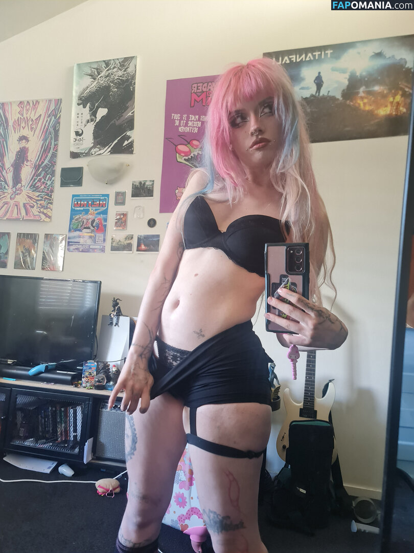 +:｡.ruby ʚ ♡ ɞ ⋆ ✧.｡ / allmyheartbear / myarykerx / usakumyawhore / usakyumawhore Nu OnlyFans  Foto vazada #42