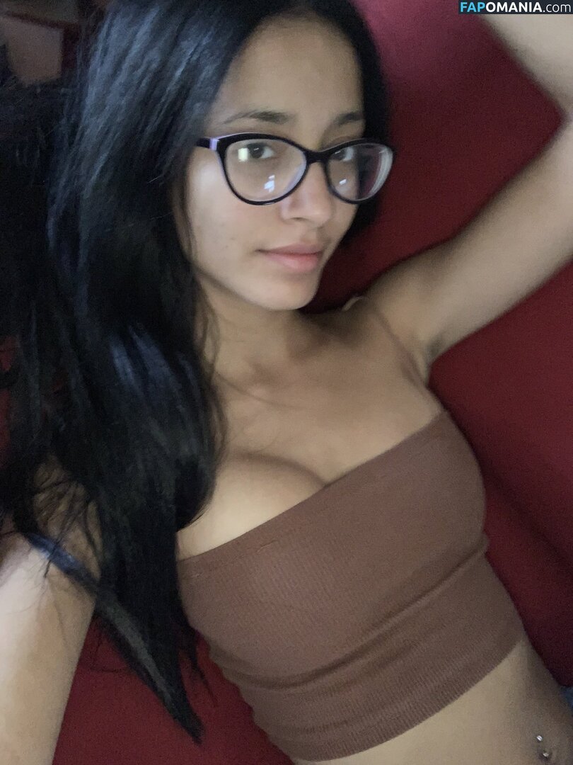 Ally Casper / Kitten Ally / allycasp / allycasper / chloally Nu OnlyFans  Foto vazada #6