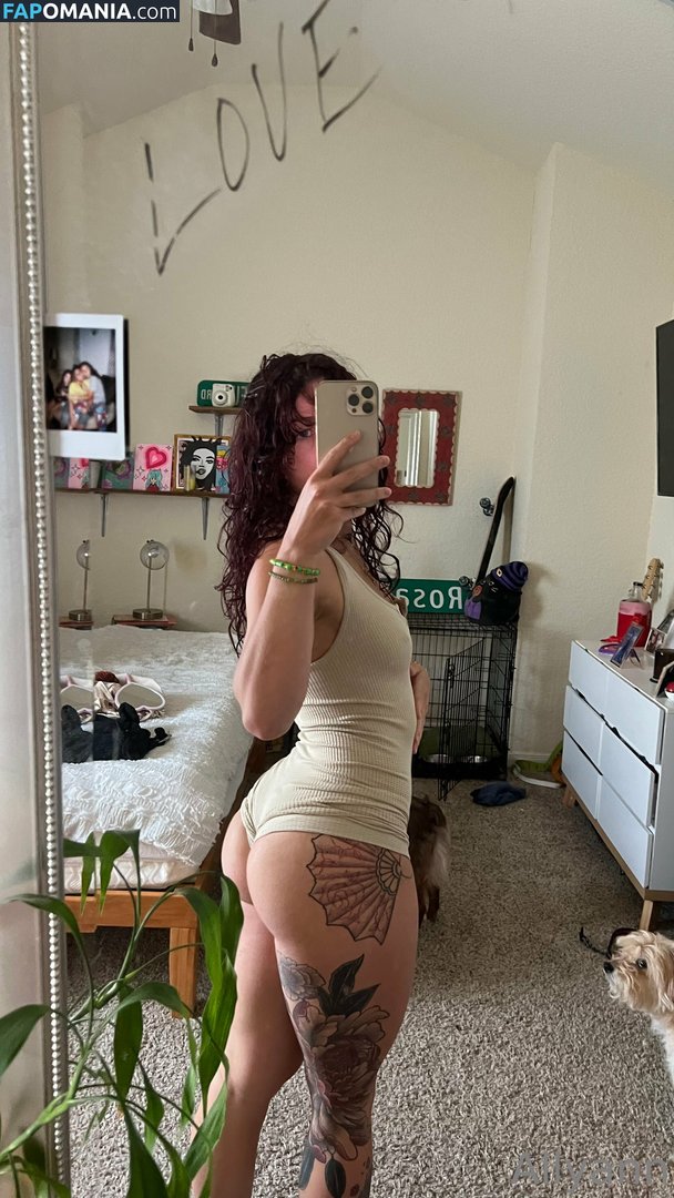 Alicatt / Ally R / alicatt.fitness / allyann16 Nu OnlyFans  Foto vazada #4