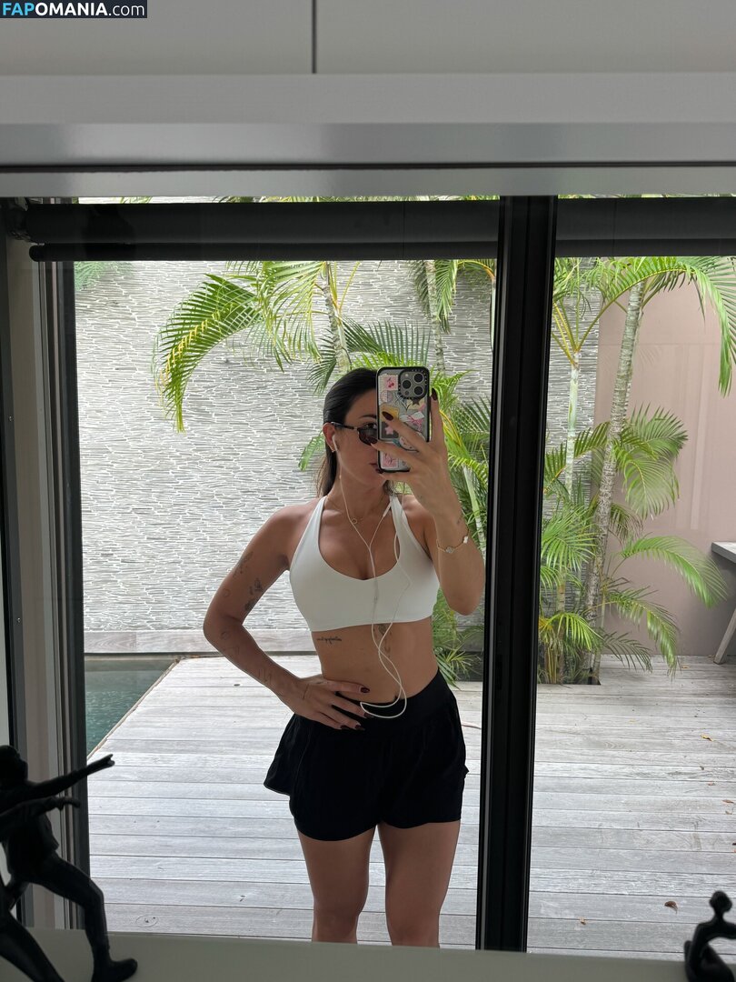 Alohalaia / alohalaia_ / thealohatrainer Nu OnlyFans  Foto vazada #3