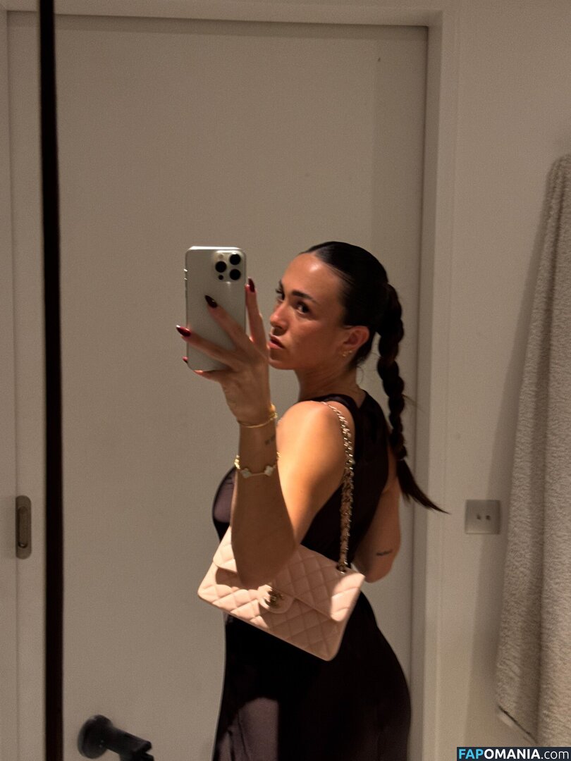 Alohalaia / alohalaia_ / thealohatrainer Nu OnlyFans  Foto vazada #11