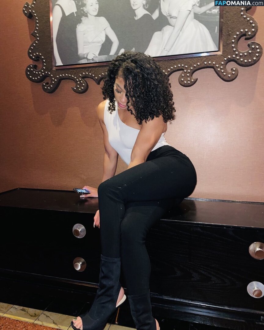Alycia Baumgardner / alyciabaumgardner Nu OnlyFans  Foto vazada #3