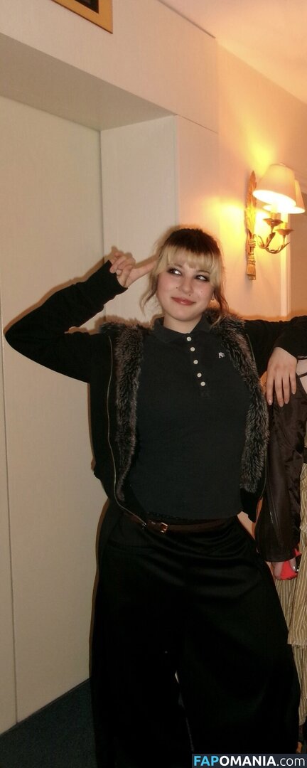 Alysa Liu / AlysaLiu / alysaxliu / https: Nu OnlyFans  Foto vazada #11