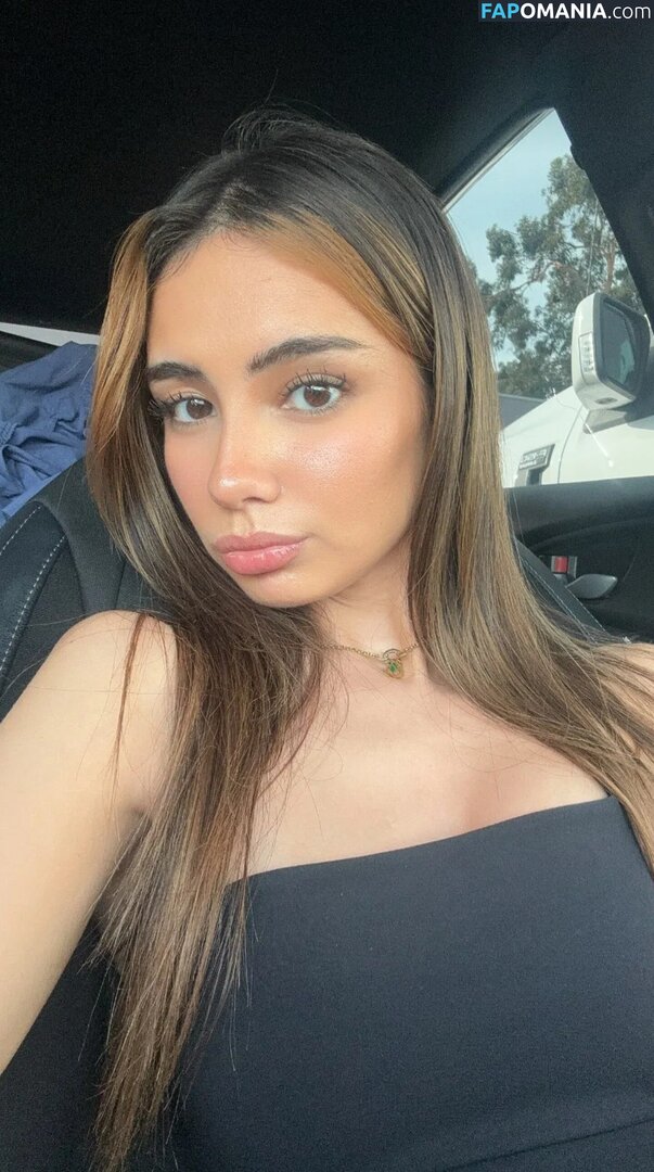 alyssa.sanchez / lousyfaerie Nu OnlyFans  Foto vazada #1