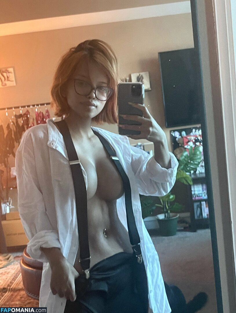 Alyssa Silos / Alythuh Nu OnlyFans  Foto vazada #1