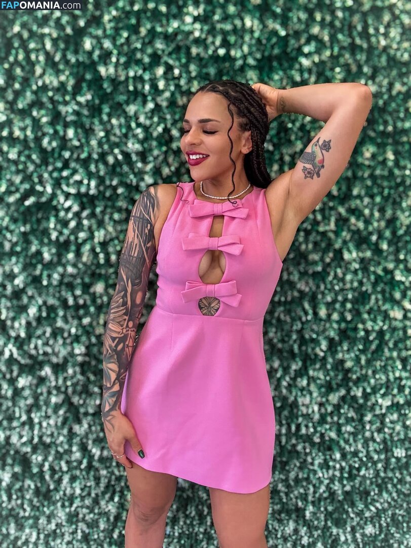 Amber Reacts / amber walker / ambercharity5 Nu OnlyFans  Foto vazada #8