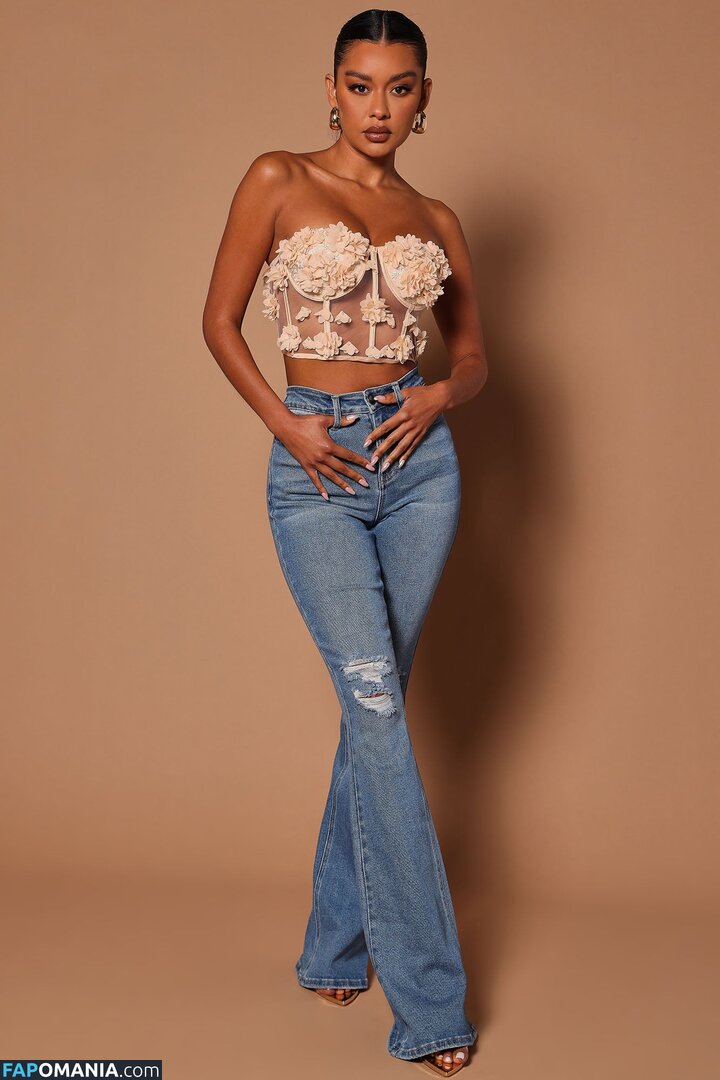 Amelia Rose Nu OnlyFans  Foto vazada #2