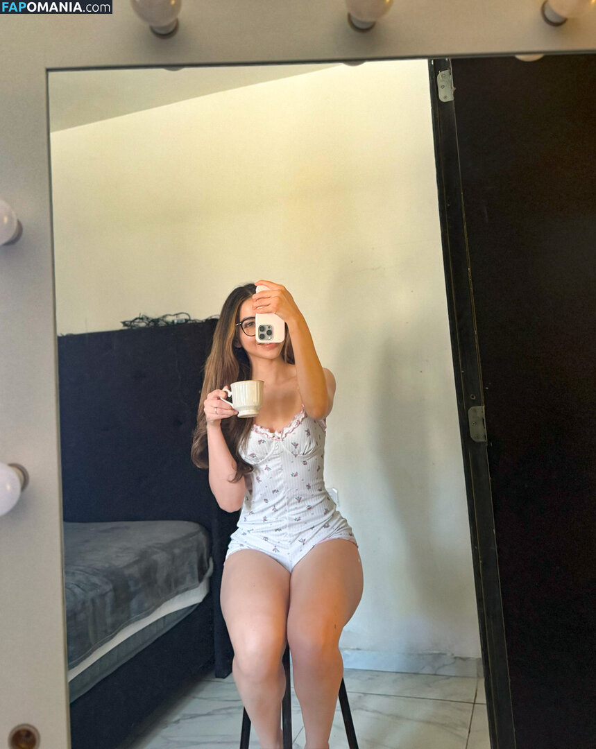 America Soto / AmericaSoto18 / americas098 / amesoto / https: / soyamericaa / soyamericaaa Nu OnlyFans  Foto vazada #8