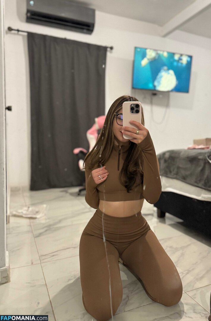 America Soto / AmericaSoto18 / americas098 / amesoto / https: / soyamericaa / soyamericaaa Nu OnlyFans  Foto vazada #13