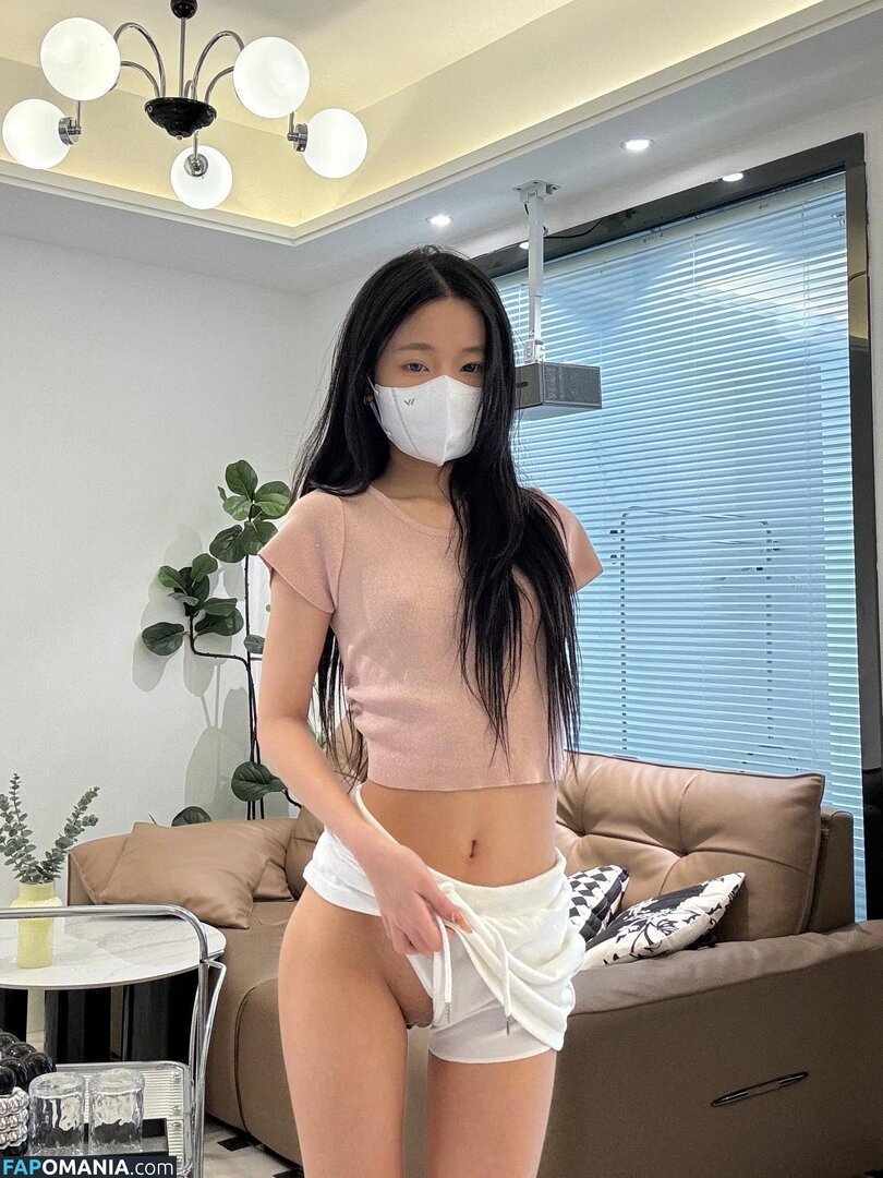 ami.tootsi / ittycooz Nu OnlyFans  Foto vazada #10