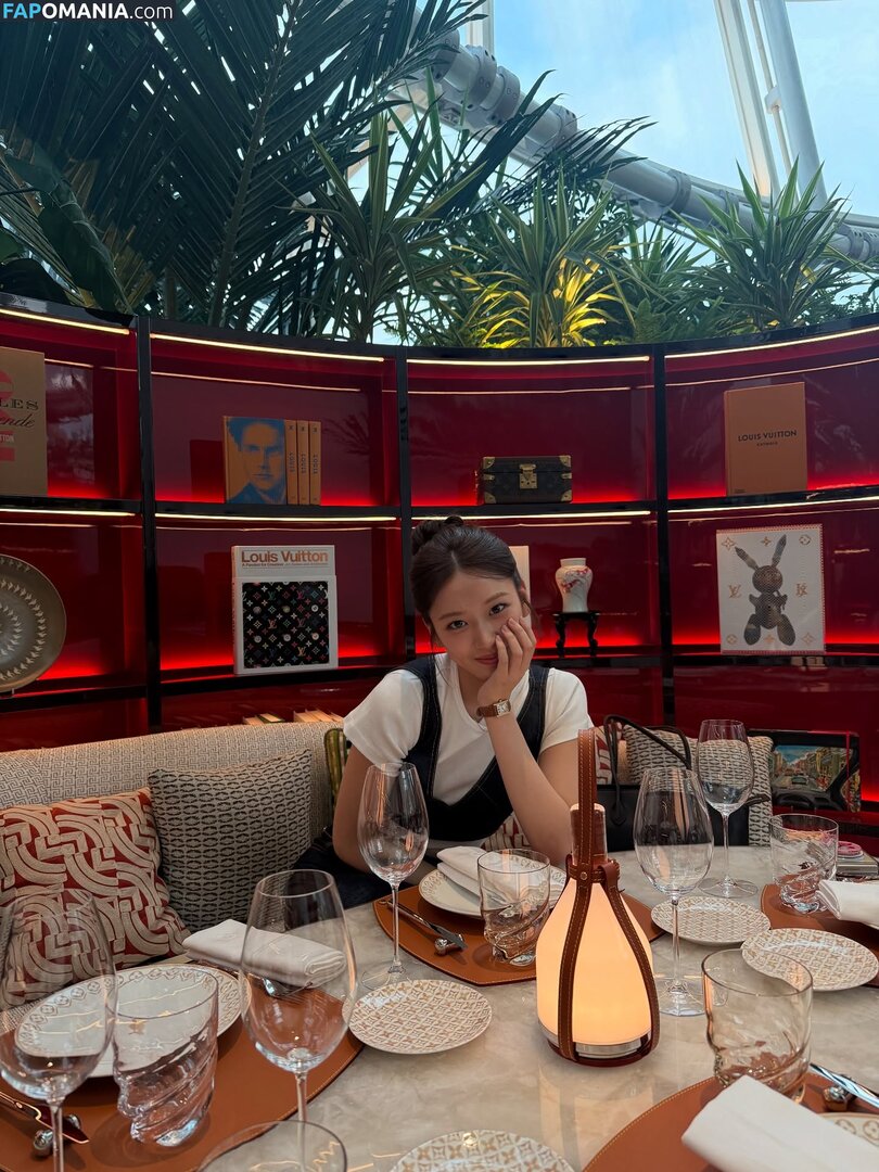 An IVE / An Yujin 안유진 | / _yujin_an Nu OnlyFans  Foto vazada #1