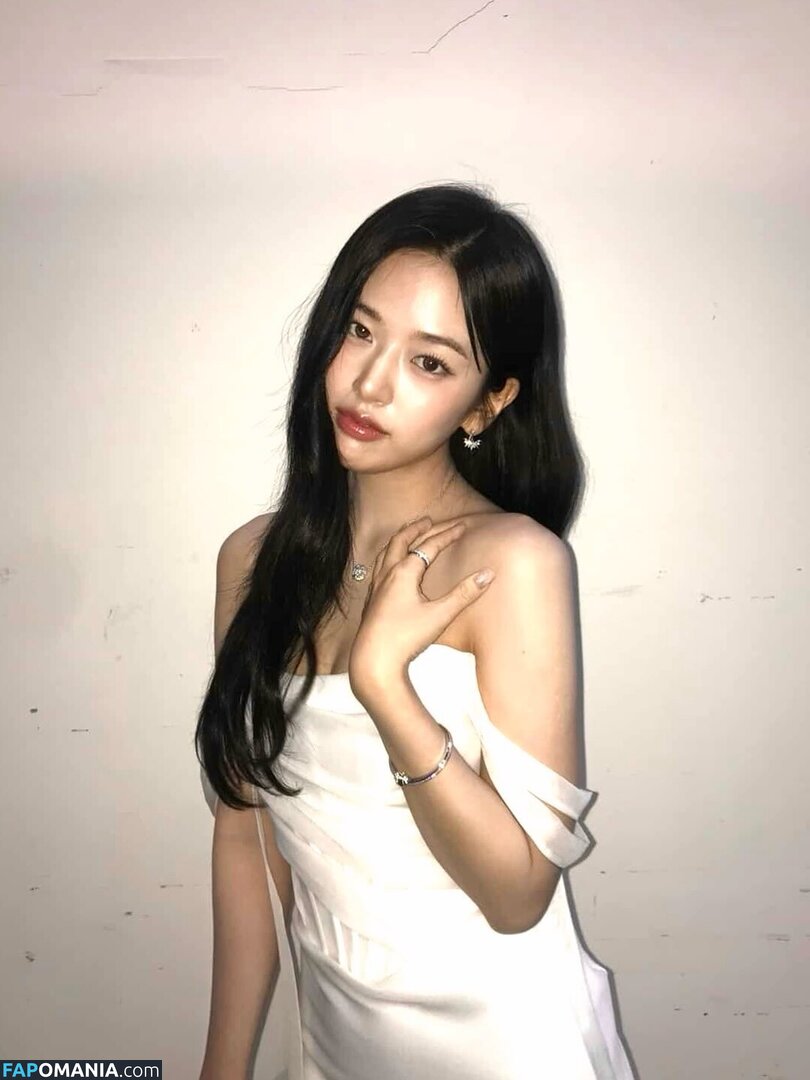 An IVE / An Yujin 안유진 | / _yujin_an Nu OnlyFans  Foto vazada #30