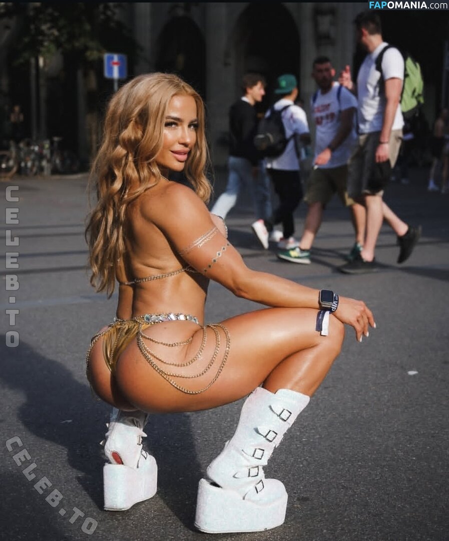 andreaschaerer Nu OnlyFans  Foto vazada #6