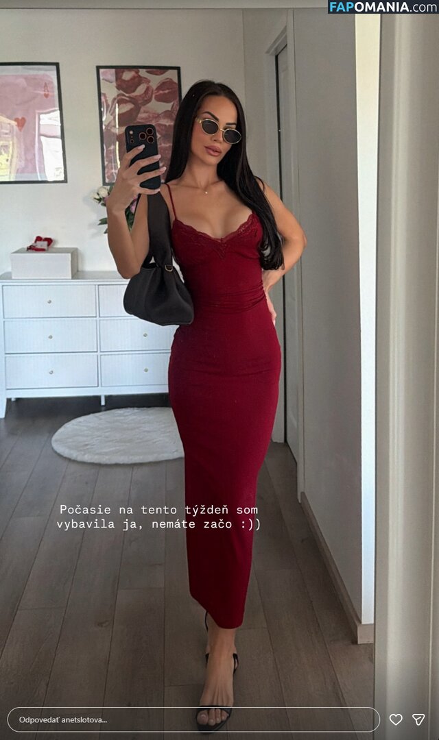 Anet Slotova / anetslotova Nu OnlyFans  Foto vazada #1