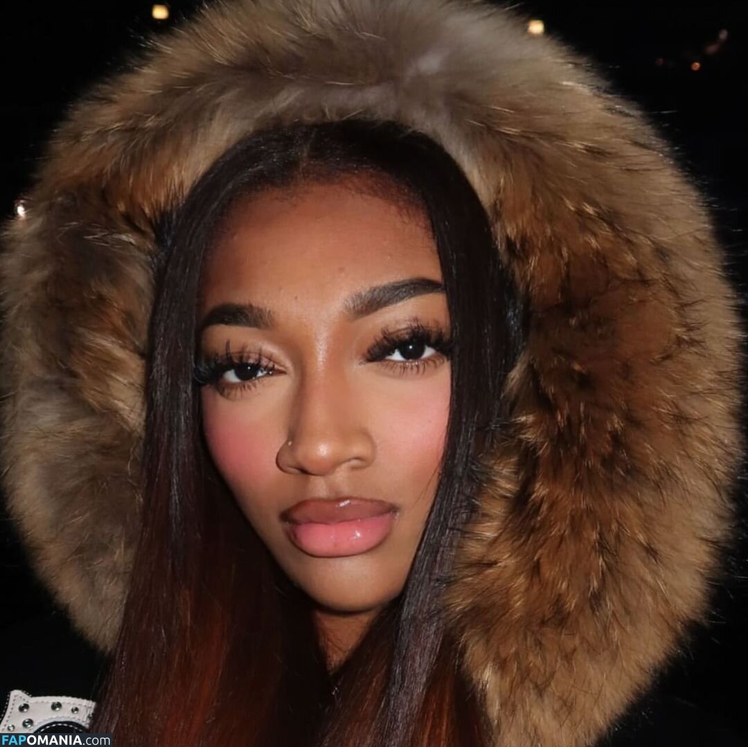 Angel Reese / Reese10Angel / angelreese10 / angelreesecenter Nu OnlyFans  Foto vazada #10