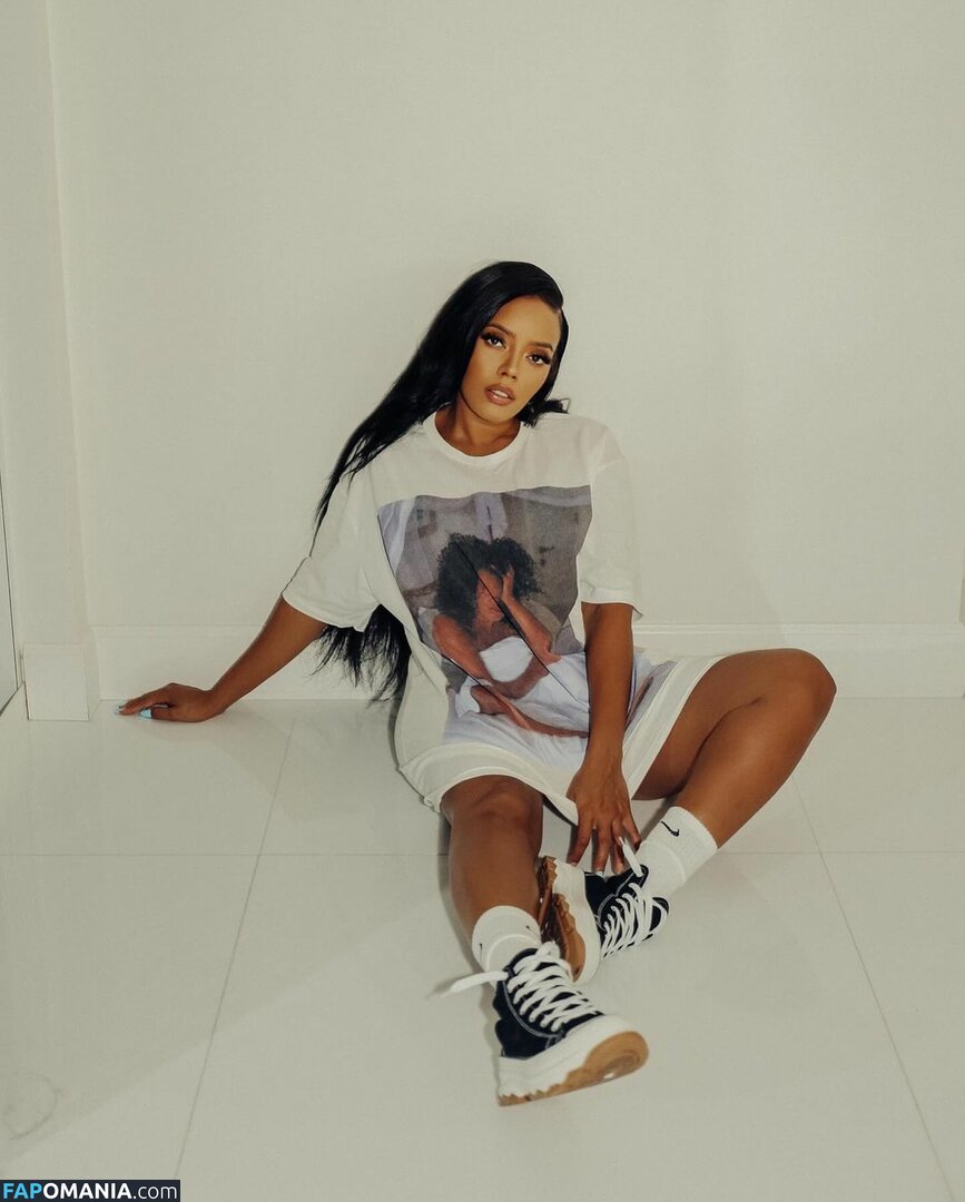 Angela Simmons / angelasimmons Nu OnlyFans  Foto vazada #51