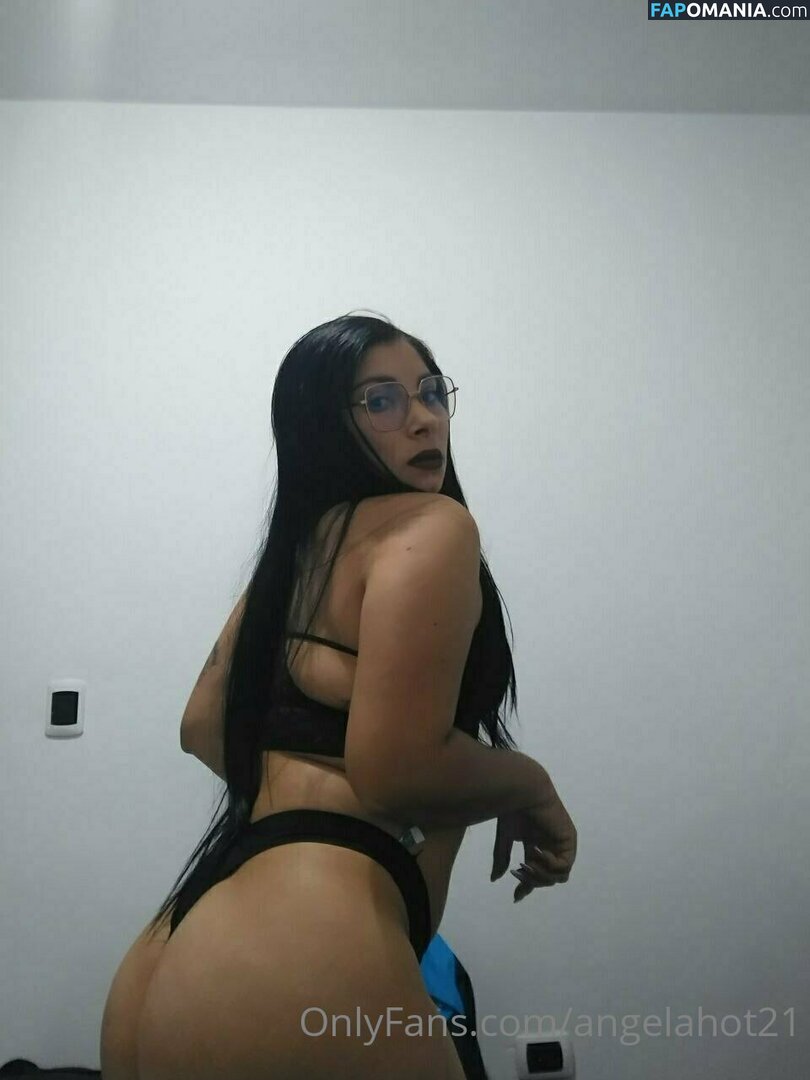angelahot21 / lilhunee21 Nu OnlyFans  Foto vazada #14