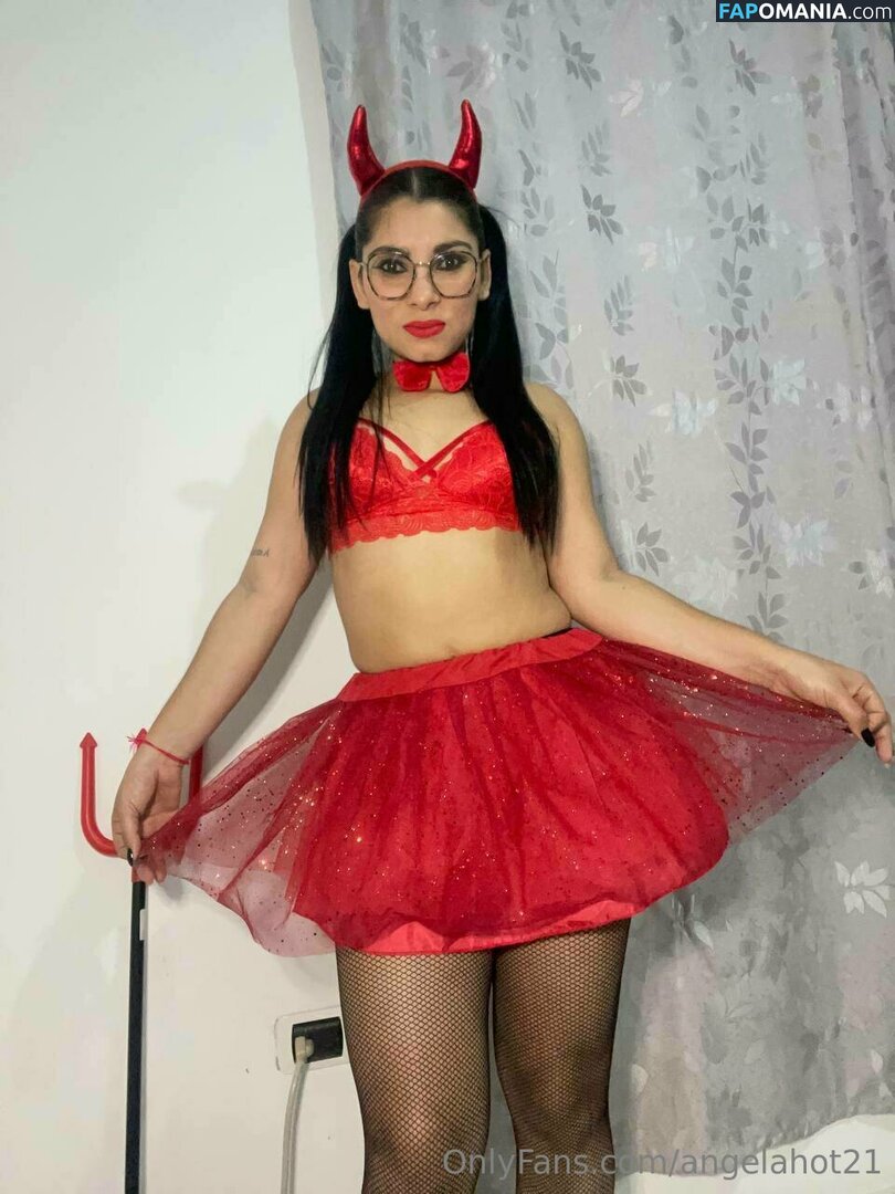 angelahot21 / lilhunee21 Nu OnlyFans  Foto vazada #335