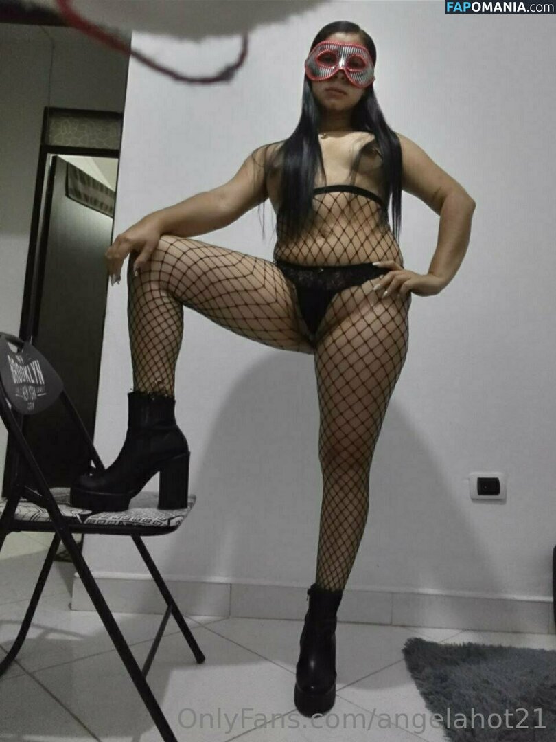 angelahot21 / lilhunee21 Nu OnlyFans  Foto vazada #383