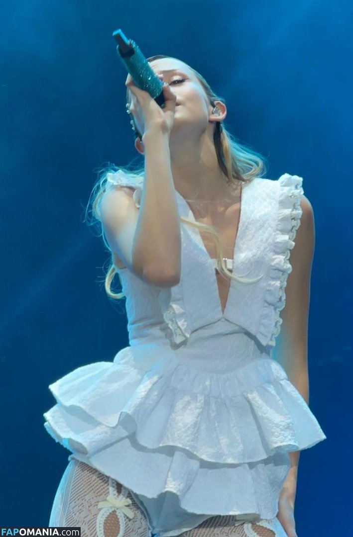 Angèle Nu OnlyFans  Foto vazada #19